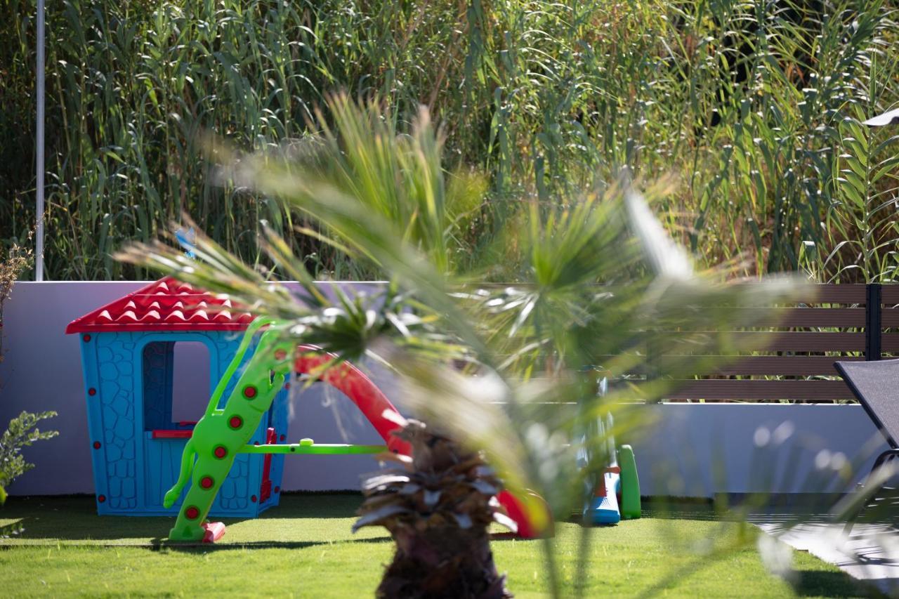 Sunnyside Villas, ideal for vibrant stays Pigianos Kampos  Exterior foto